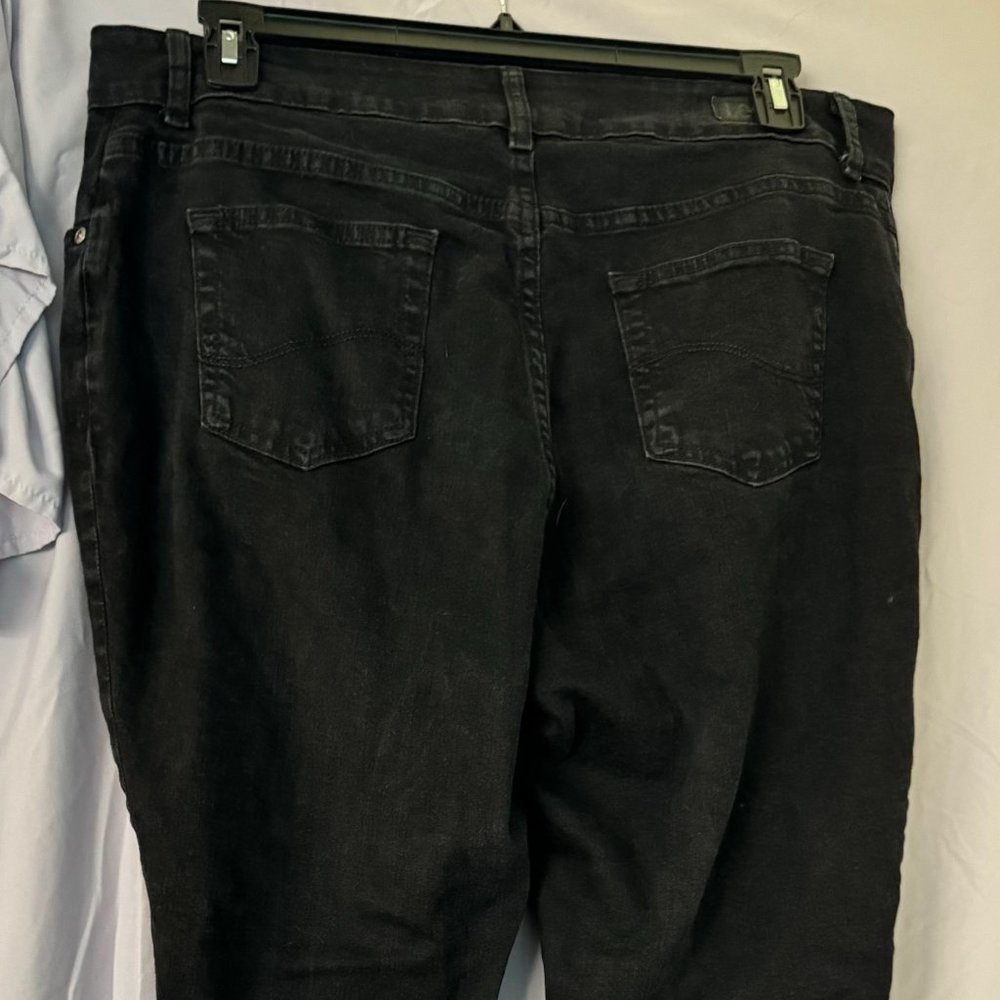 Black Lee Plus Relaxed Fit Straight Leg Mid Rise 18w Petite